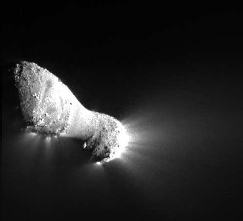 Comet Hartley 2 as seen by NASA's EPOXI probe